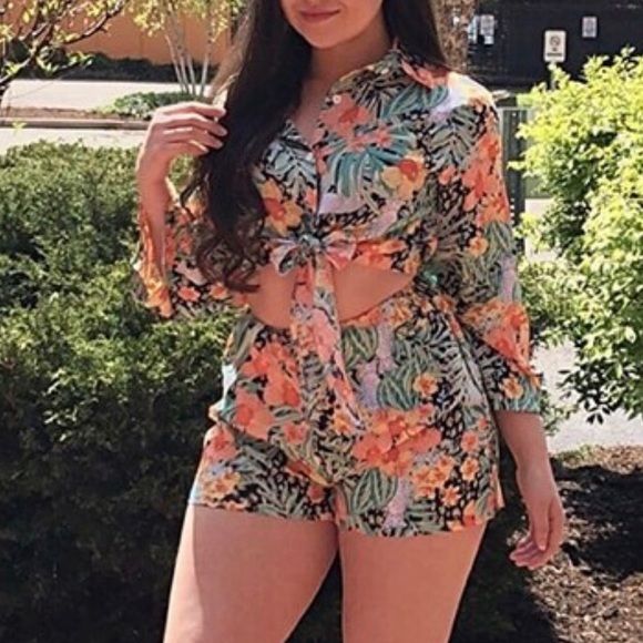 Tropical Short Set - Picture 6 of 8